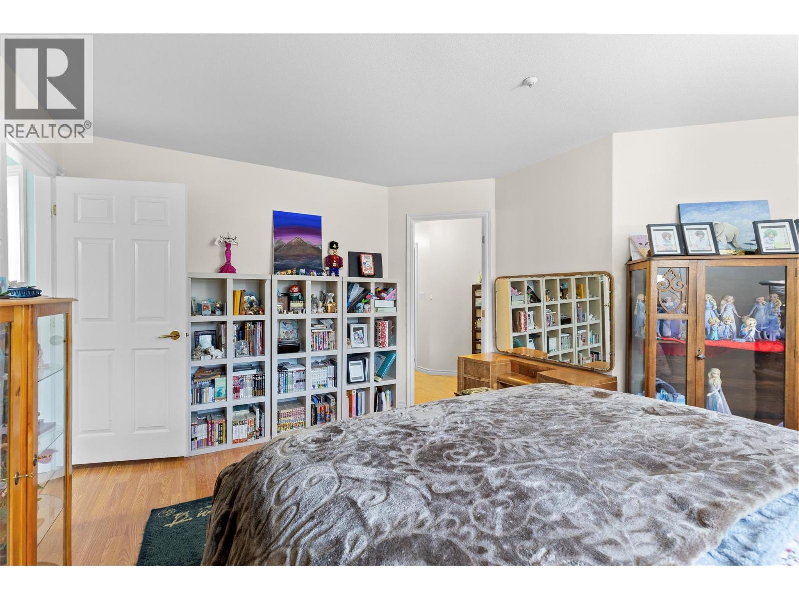 3300 Centennial Drive Unit# 204, Vernon, BC - Indoor Photo Showing Bedroom