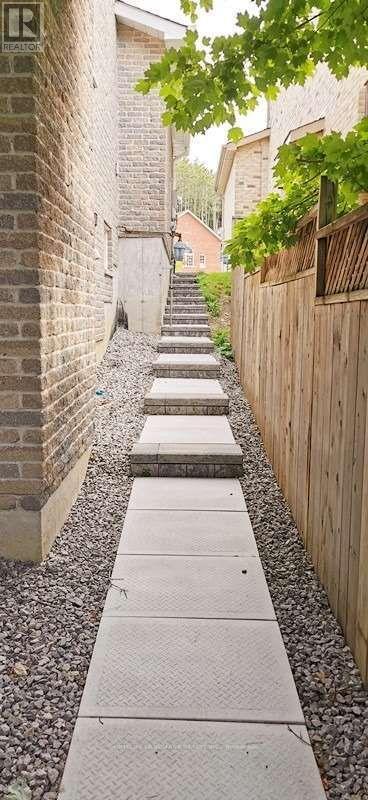 Unit 1 - 22 Willow Fern Drive, Barrie, ON - Outdoor