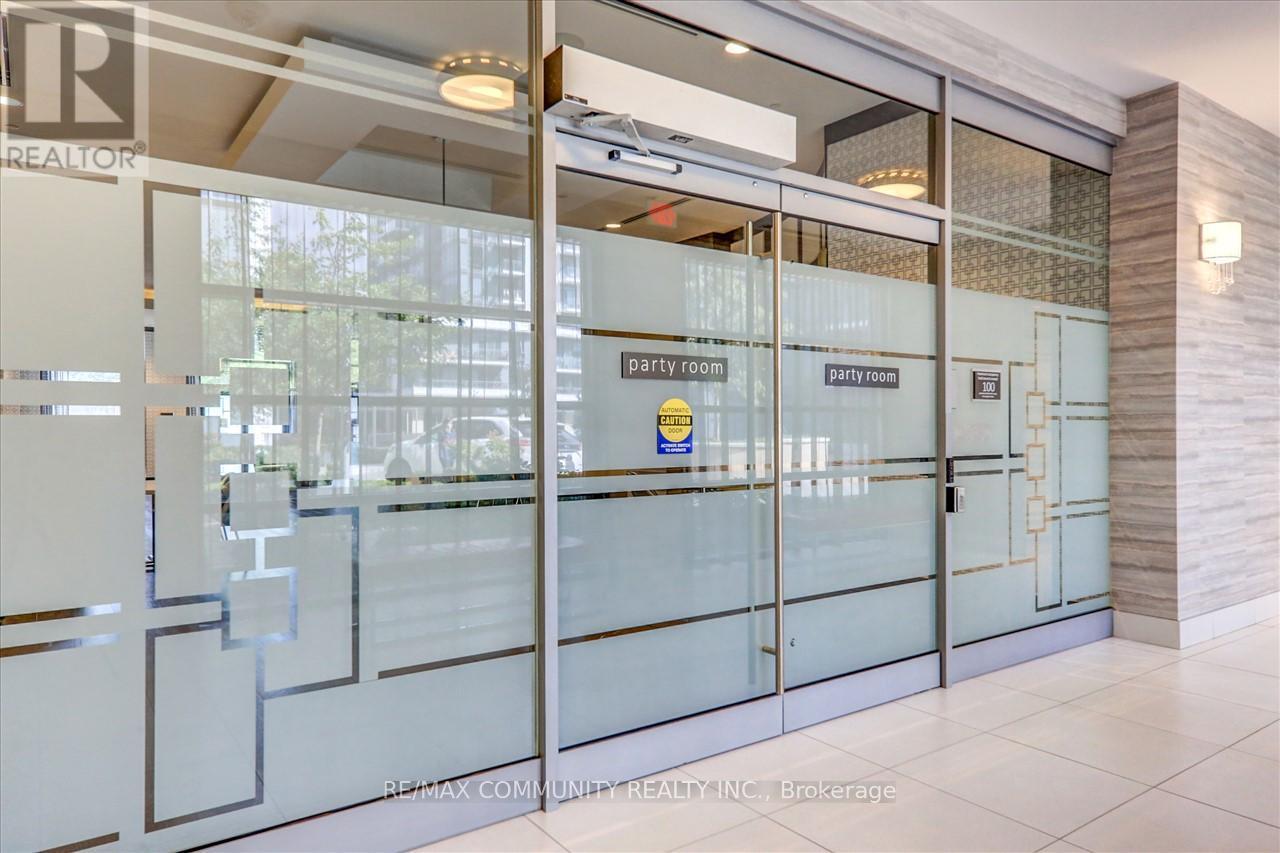 3012 - 55 Ann O'Reilly Road, Toronto, ON - Indoor Photo Showing Other Room