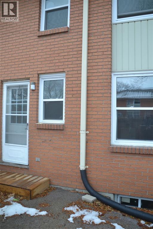834 Exmouth Street Unit# 12, Sarnia, ON - Outdoor With Exterior
