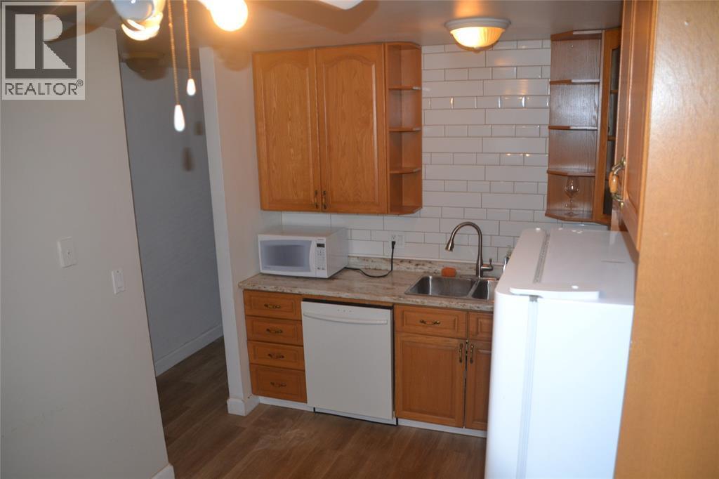 834 Exmouth Street Unit# 12, Sarnia, ON - Indoor Photo Showing Kitchen