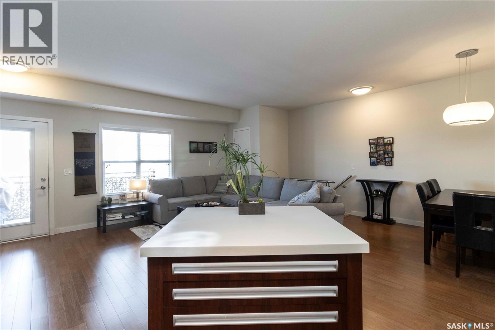 2208 1015 Patrick Crescent, Saskatoon, SK - Indoor