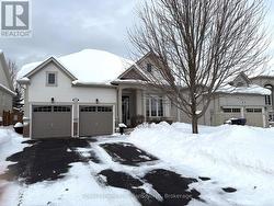 8 BROADPOINT STREET Wasaga Beach, ON L9Z 3B8