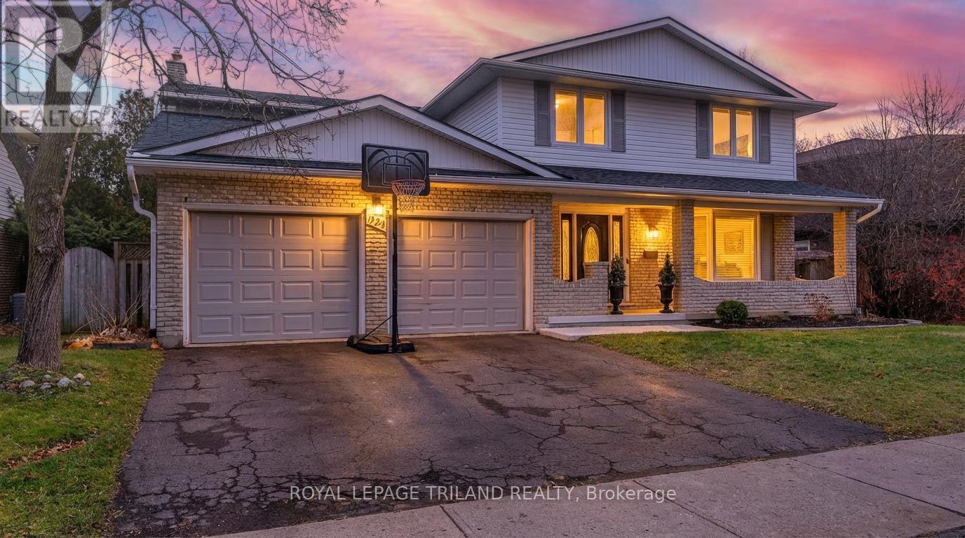 924 Farnham Road, London South (South M), ON - Outdoor