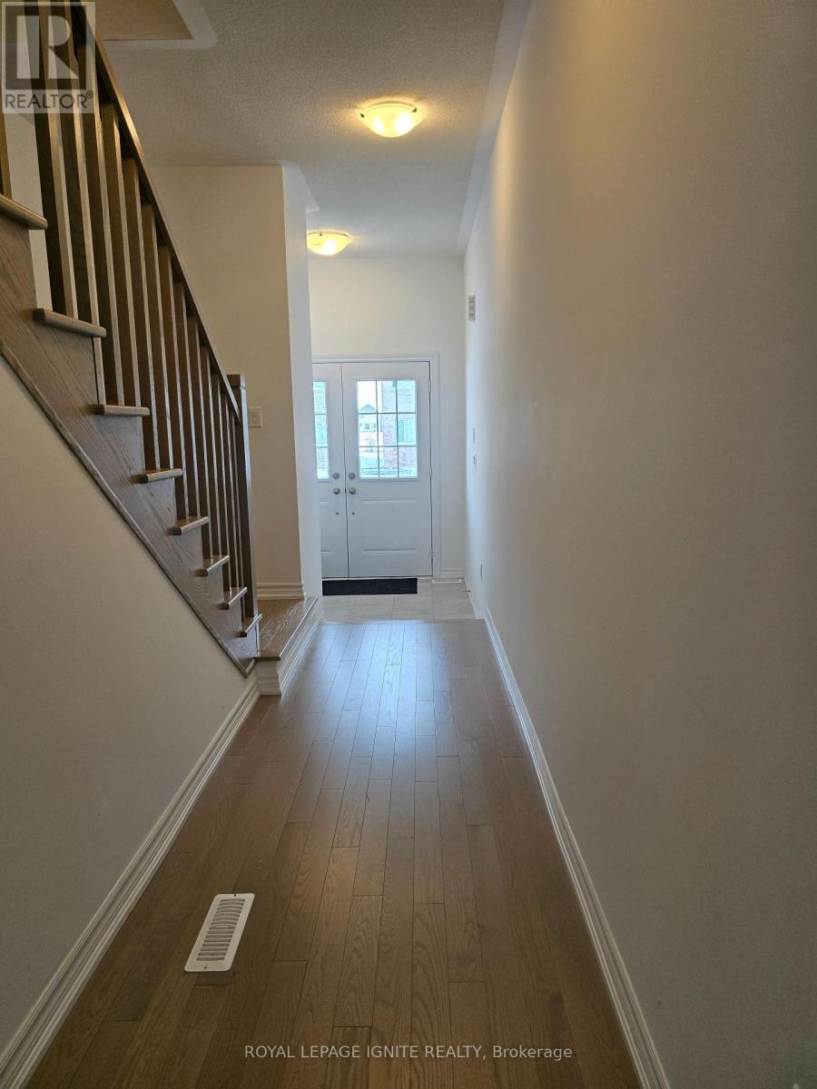 387 Russell Street, Southgate, ON - Indoor Photo Showing Other Room