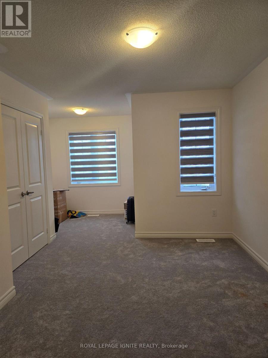 387 Russell Street, Southgate, ON - Indoor Photo Showing Other Room