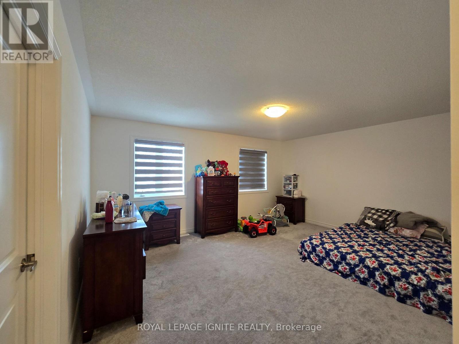 387 Russell Street, Southgate, ON - Indoor Photo Showing Bedroom