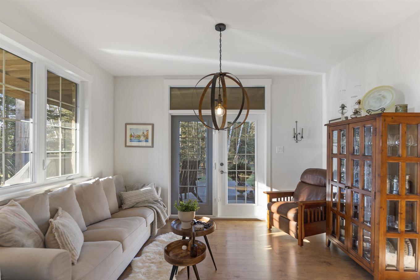 1 Leiterman Street, Kakabeka Falls, ON - Indoor Photo Showing Living Room