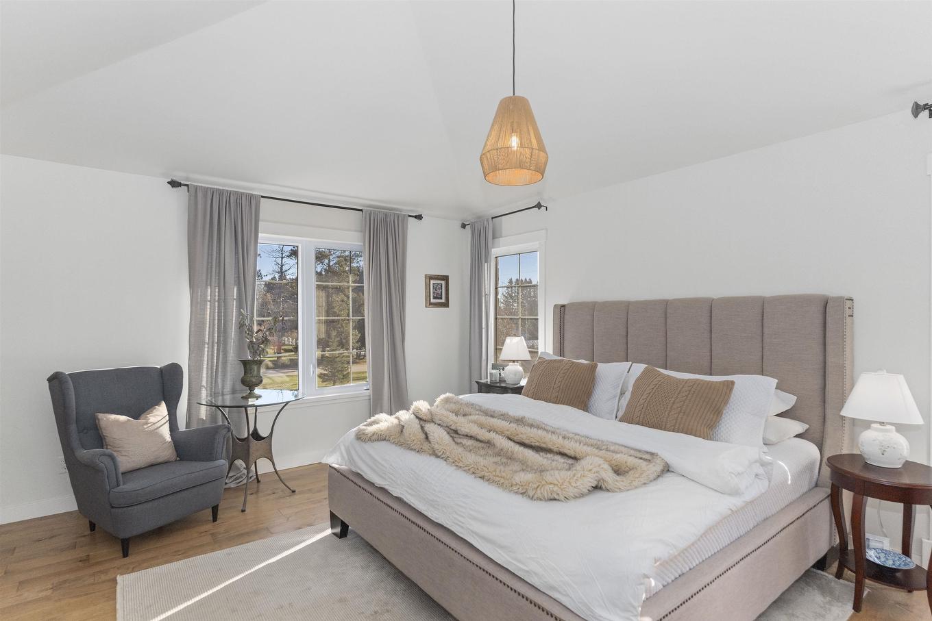 1 Leiterman Street, Kakabeka Falls, ON - Indoor Photo Showing Bedroom