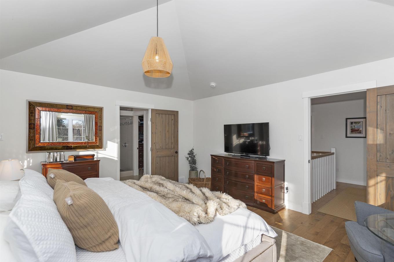 1 Leiterman Street, Kakabeka Falls, ON - Indoor Photo Showing Bedroom