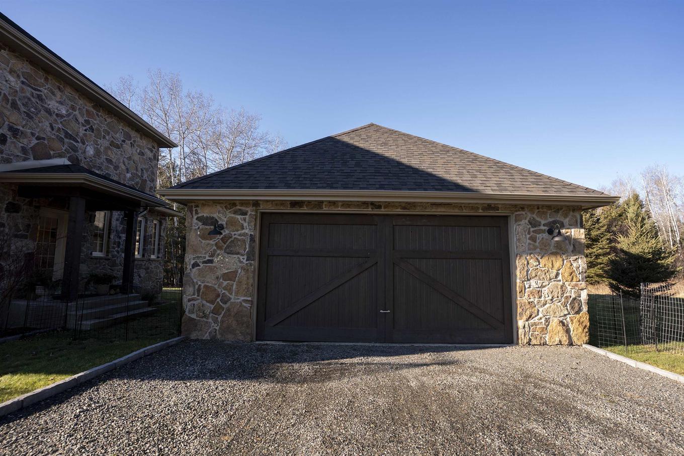 1 Leiterman Street, Kakabeka Falls, ON - Outdoor