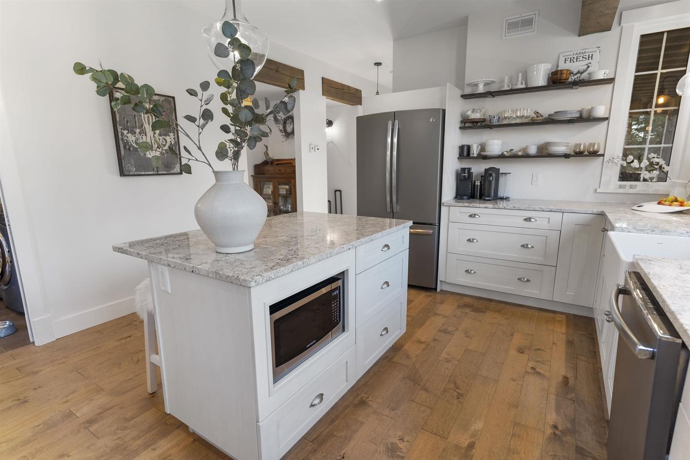 1 Leiterman Street, Kakabeka Falls, ON - Indoor Photo Showing Kitchen
