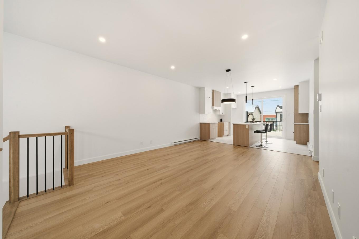 Salon - 970 Rue Du Campanile, Drummondville, QC - Indoor