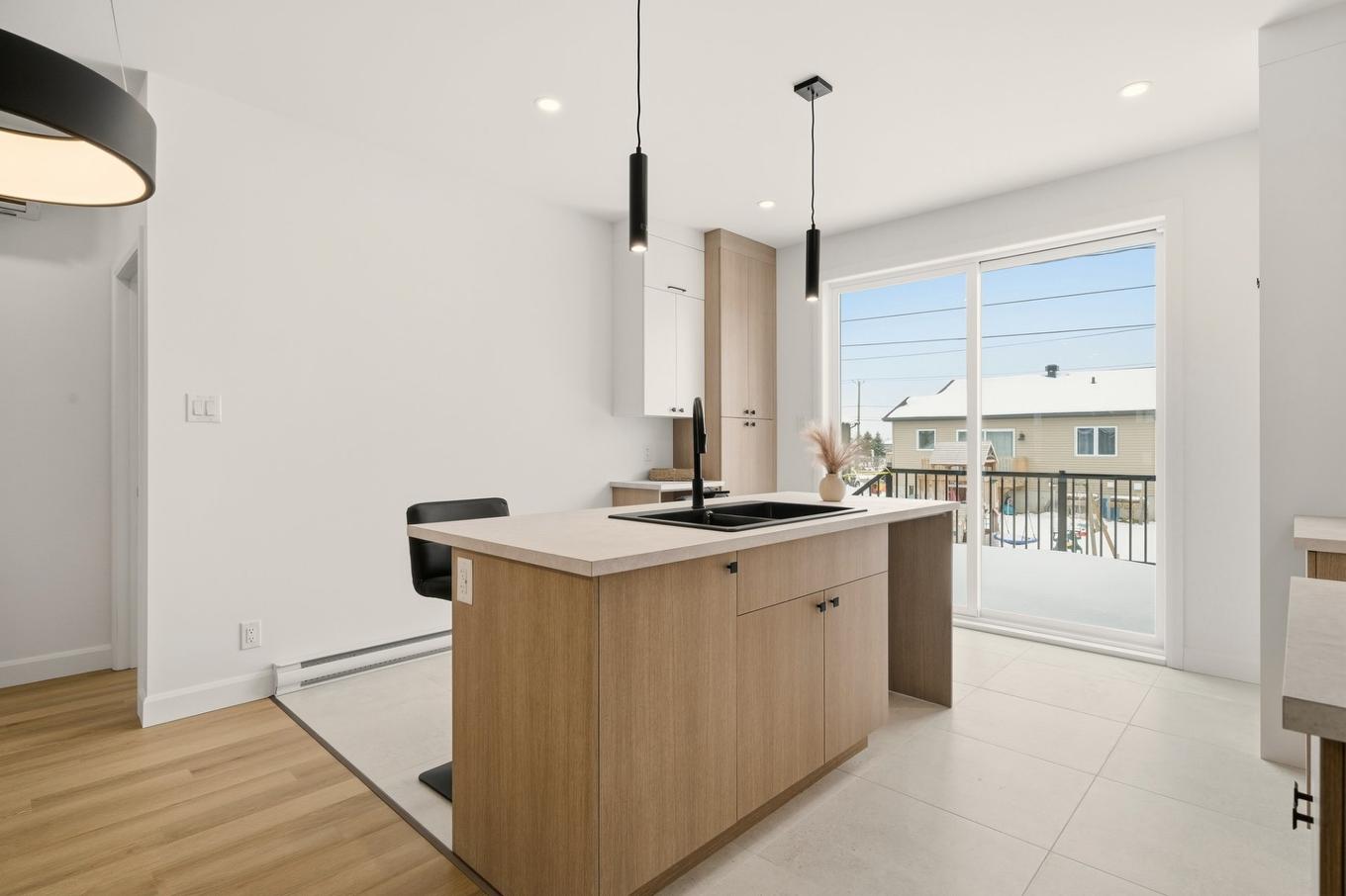 Cuisine - 960 Rue Du Campanile, Drummondville, QC - Indoor Photo Showing Kitchen With Double Sink