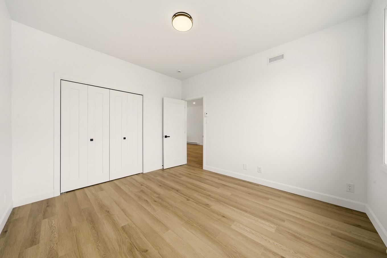 Chambre à coucher - 960 Rue Du Campanile, Drummondville, QC - Indoor Photo Showing Other Room