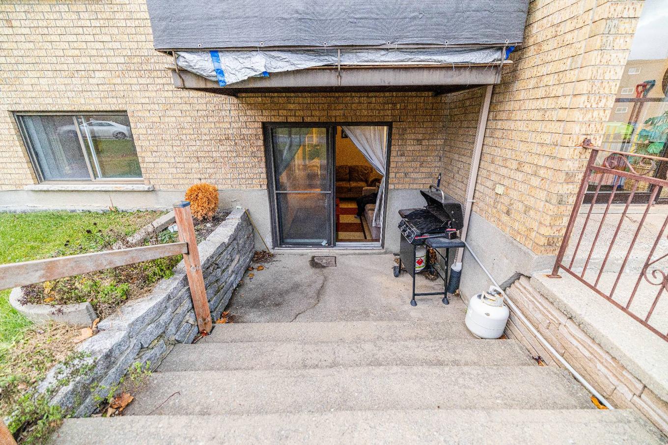 Balcony - 8 Rue Desrochers, Delson, QC - Outdoor With Exterior