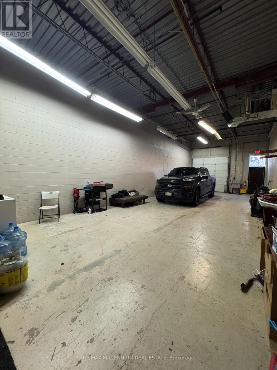 1079 Britannia Road E, Mississauga, ON