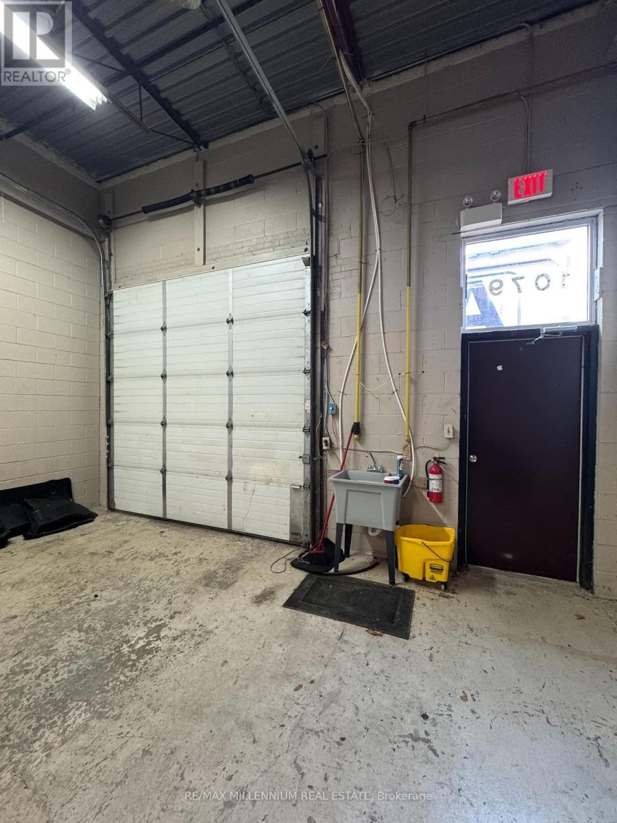 1079 Britannia Road E, Mississauga, ON