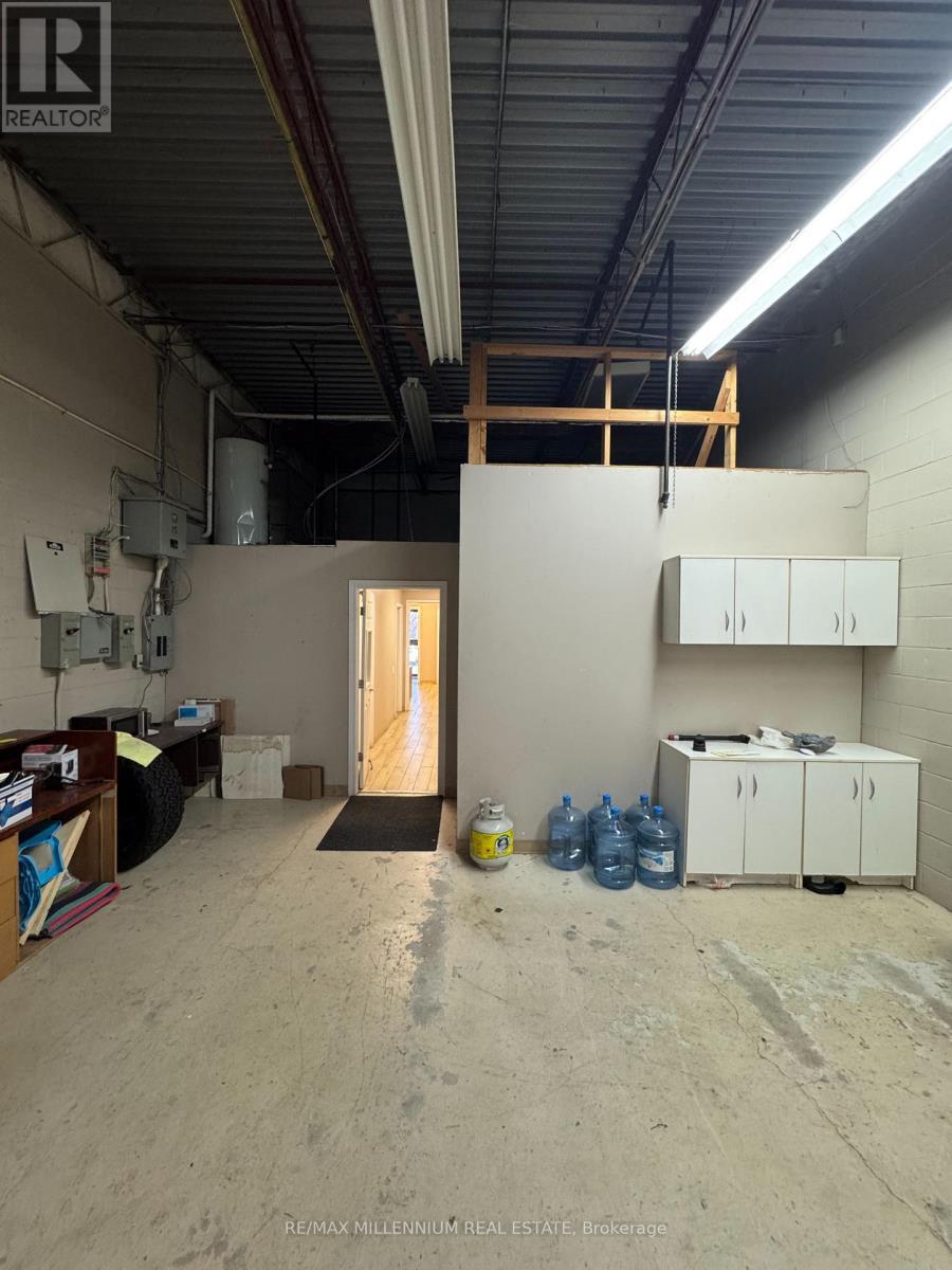 1079 Britannia Road E, Mississauga, ON