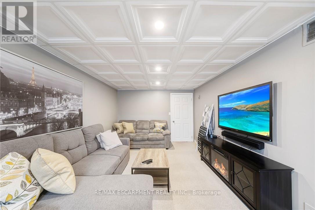 31 Raleigh Street, Hamilton, ON - Indoor