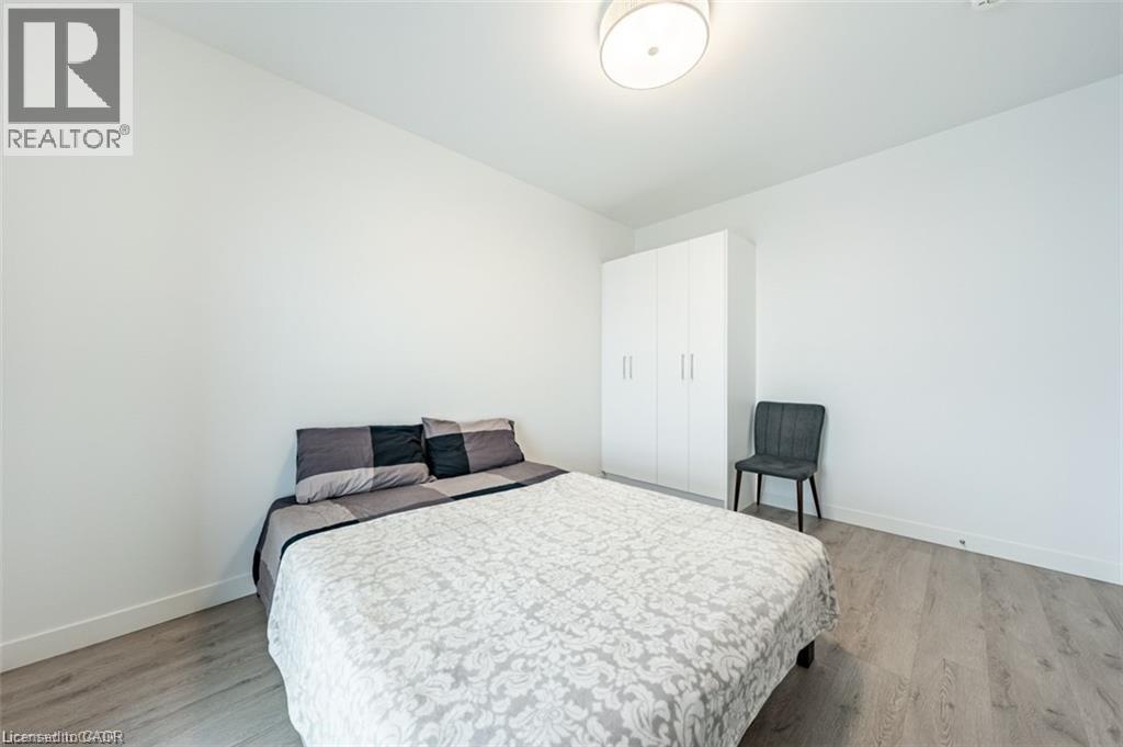 181 King Street S Unit# 809, Waterloo, ON - Indoor Photo Showing Bedroom