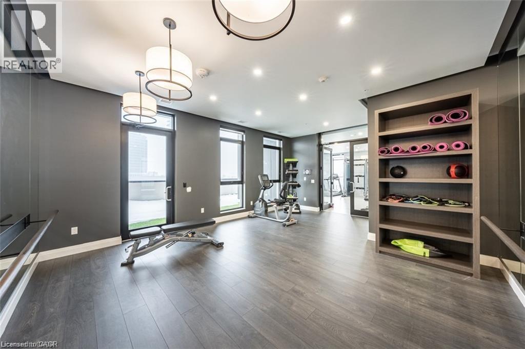 181 King Street S Unit# 809, Waterloo, ON - Indoor Photo Showing Gym Room