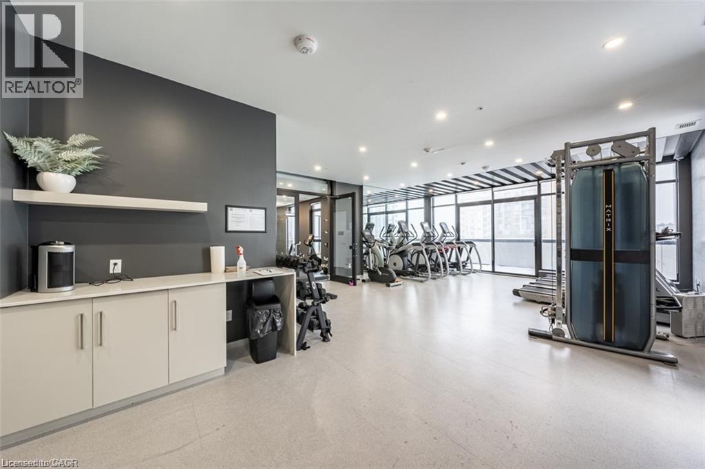 181 King Street S Unit# 809, Waterloo, ON - Indoor Photo Showing Gym Room
