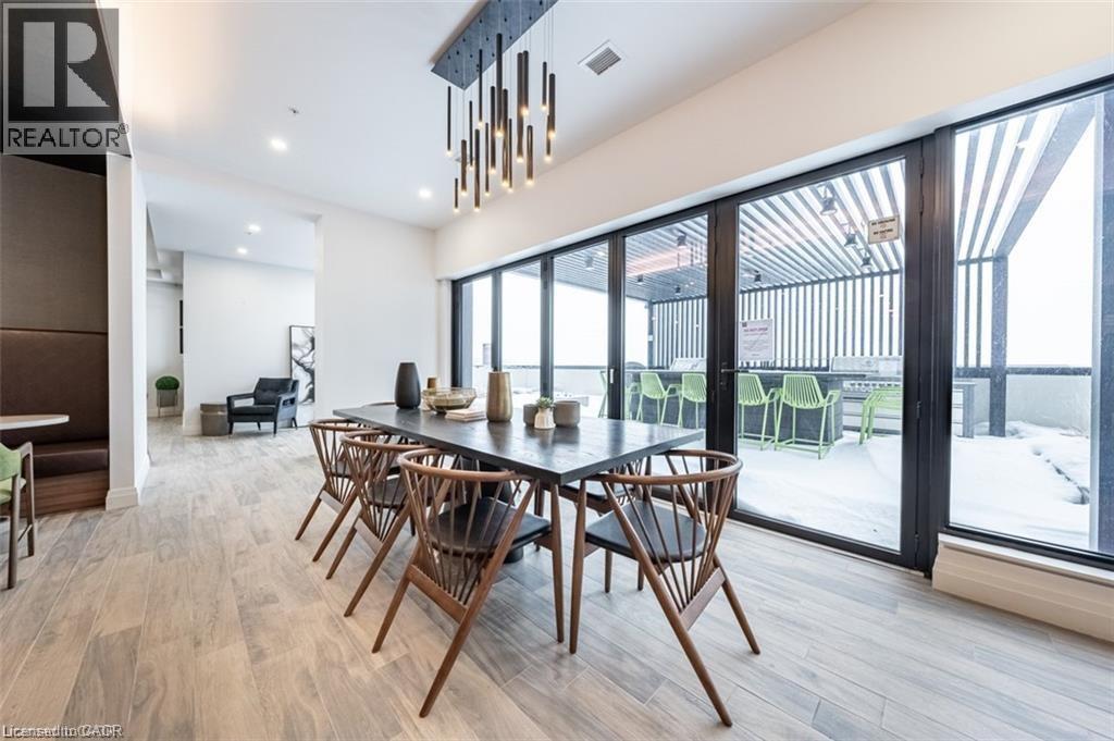 181 King Street S Unit# 809, Waterloo, ON - Indoor Photo Showing Dining Room