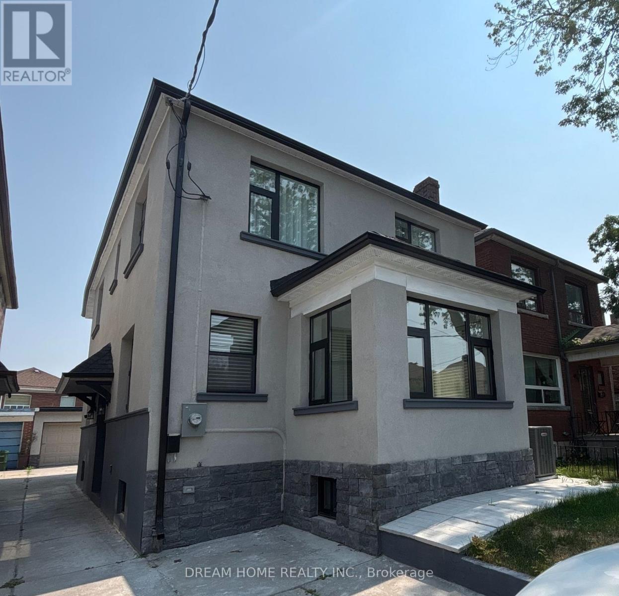 Upper - 9 Rusholme Drive E, Toronto, ON - Outdoor