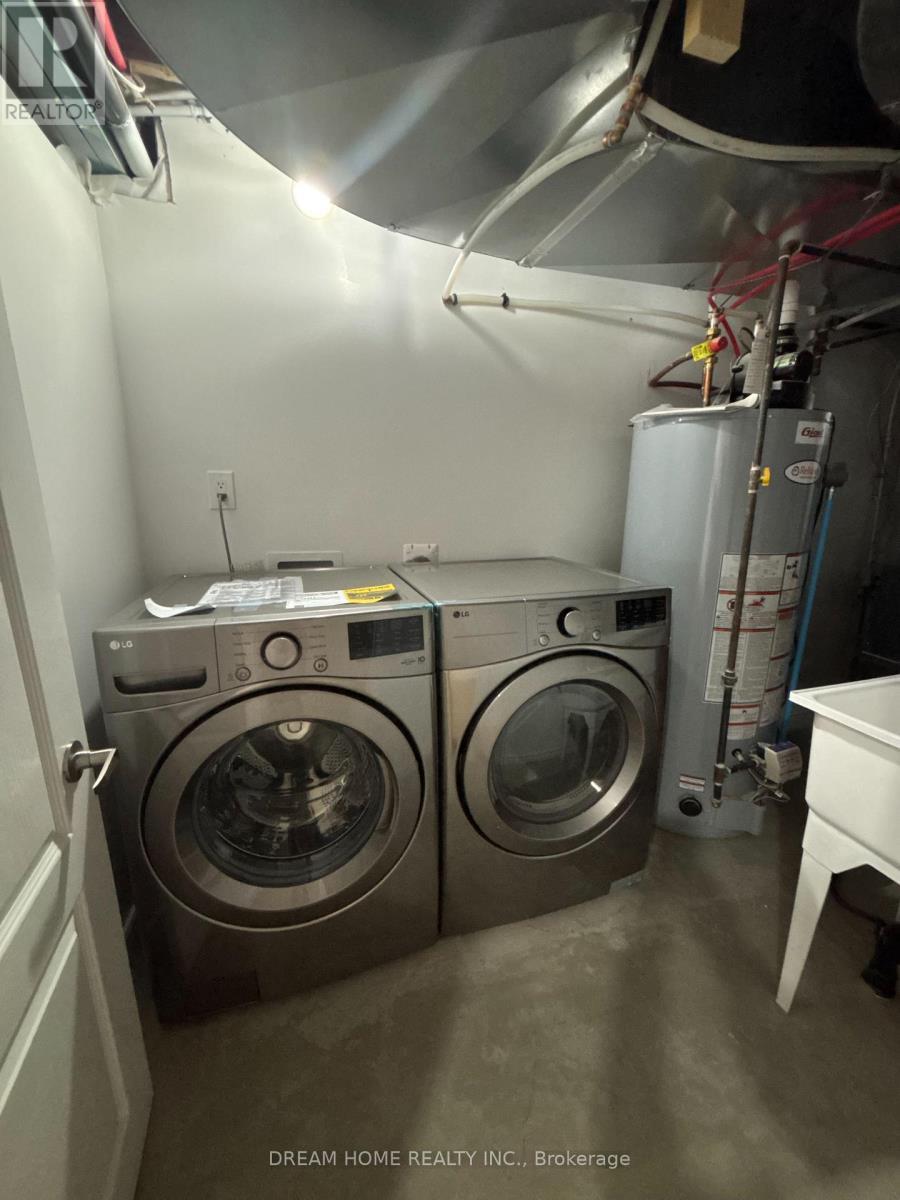Upper - 9 Rusholme Drive E, Toronto, ON - Indoor Photo Showing Laundry Room