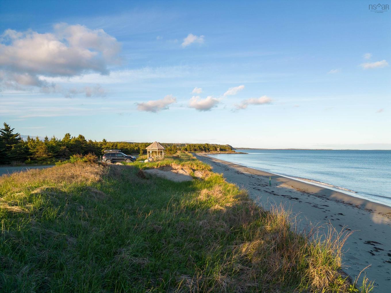 38 40 Kaakwogook Way, Clam Bay, NS