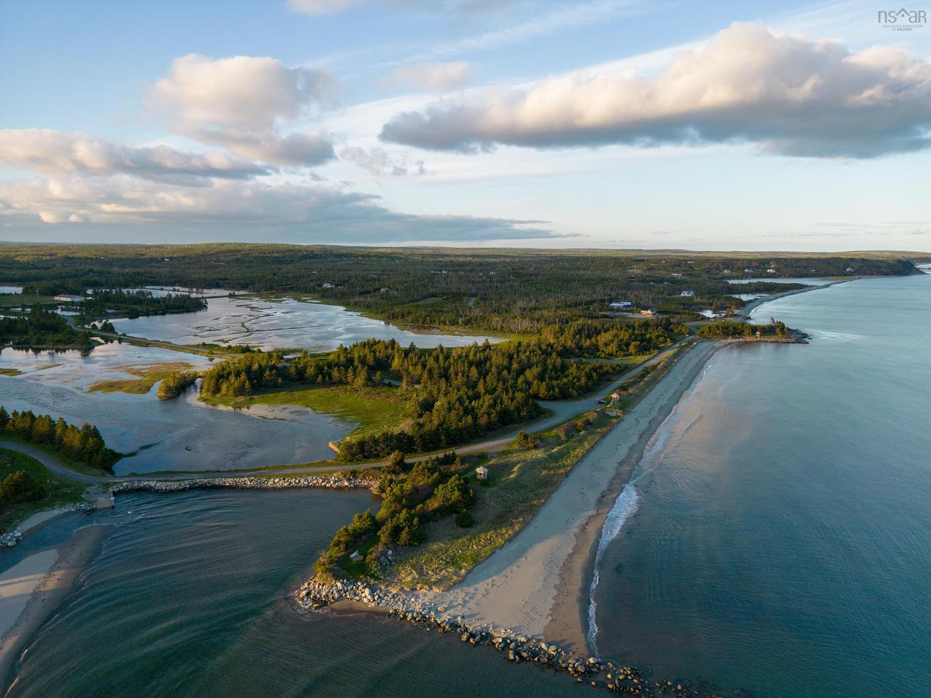 38 40 Kaakwogook Way, Clam Bay, NS