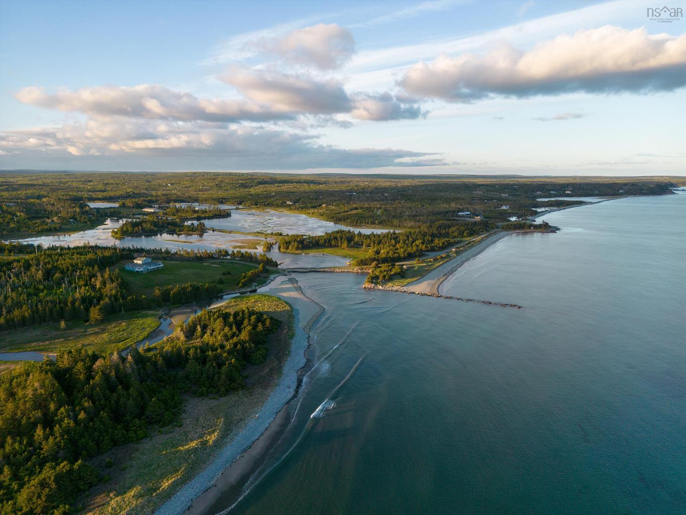 38 40 Kaakwogook Way, Clam Bay, NS