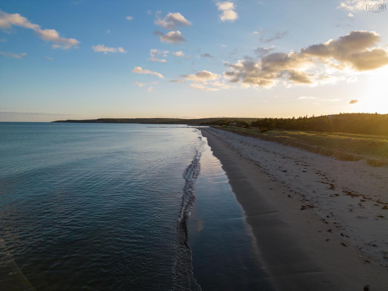 38 40 Kaakwogook Way, Clam Bay, NS