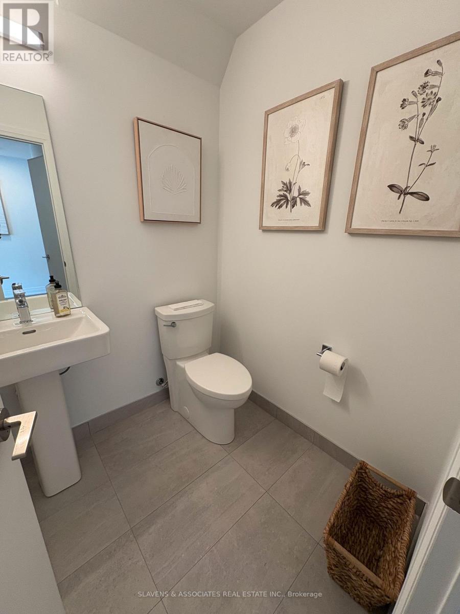 18 - 15 Brenthall Avenue, Toronto, ON - Indoor Photo Showing Bathroom