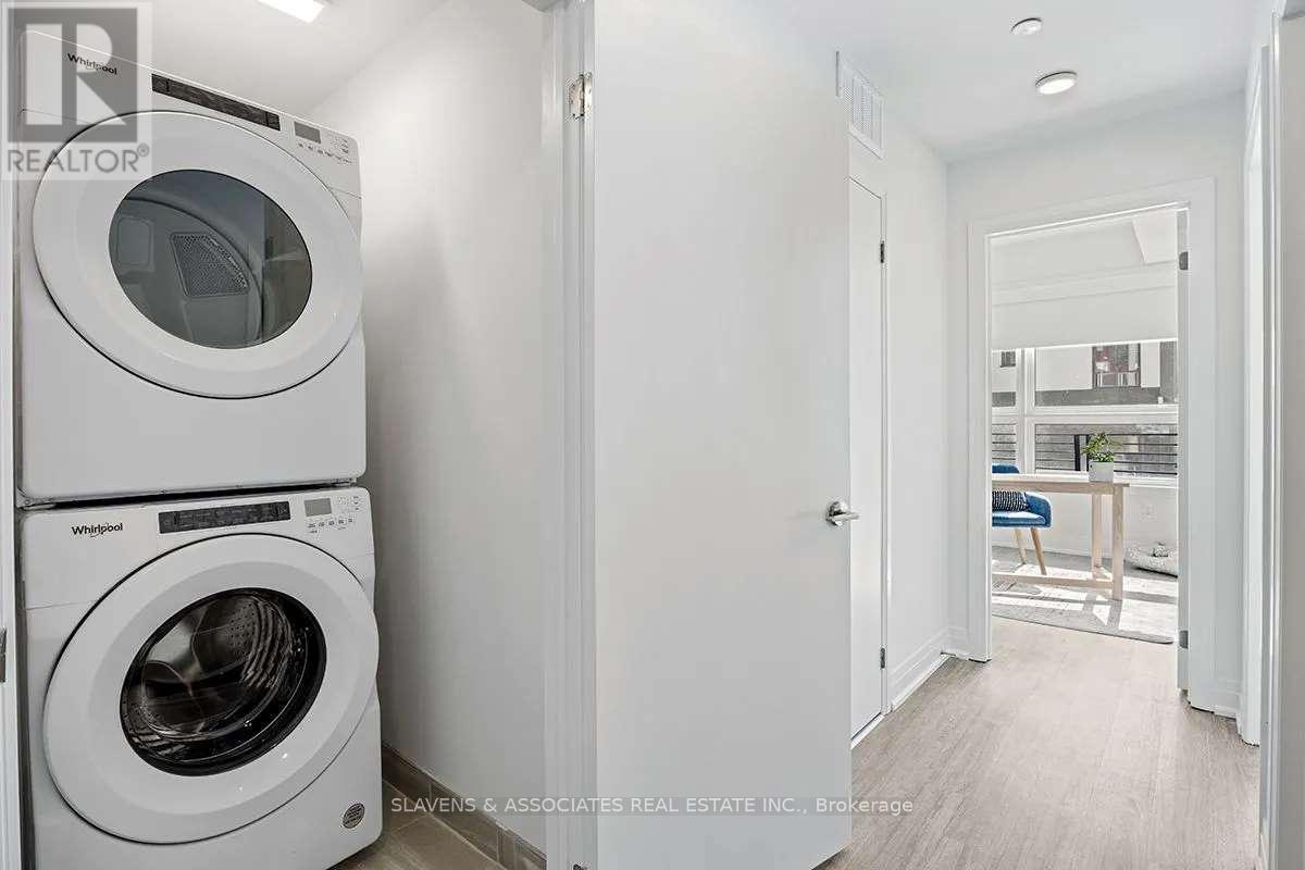23 - 15 Brenthall Avenue, Toronto, ON - Indoor Photo Showing Laundry Room