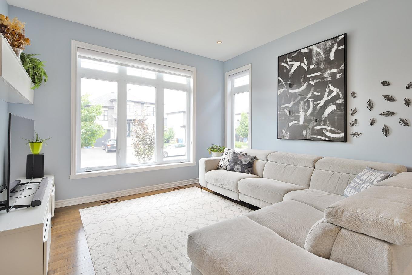 Salon - 1529 Rue Riendeau, Chambly, QC - Indoor Photo Showing Living Room