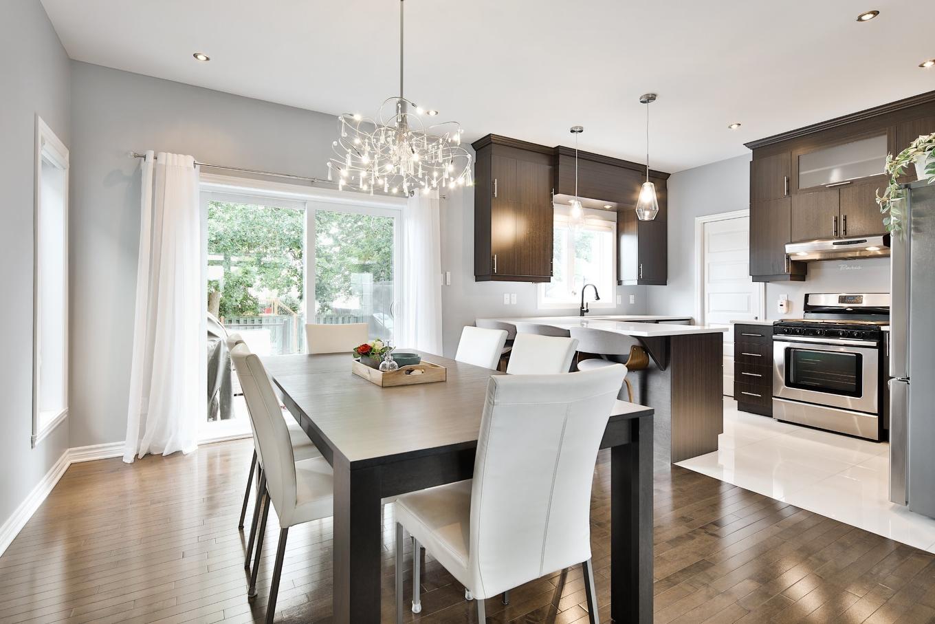 Salle à manger - 1529 Rue Riendeau, Chambly, QC - Indoor Photo Showing Dining Room