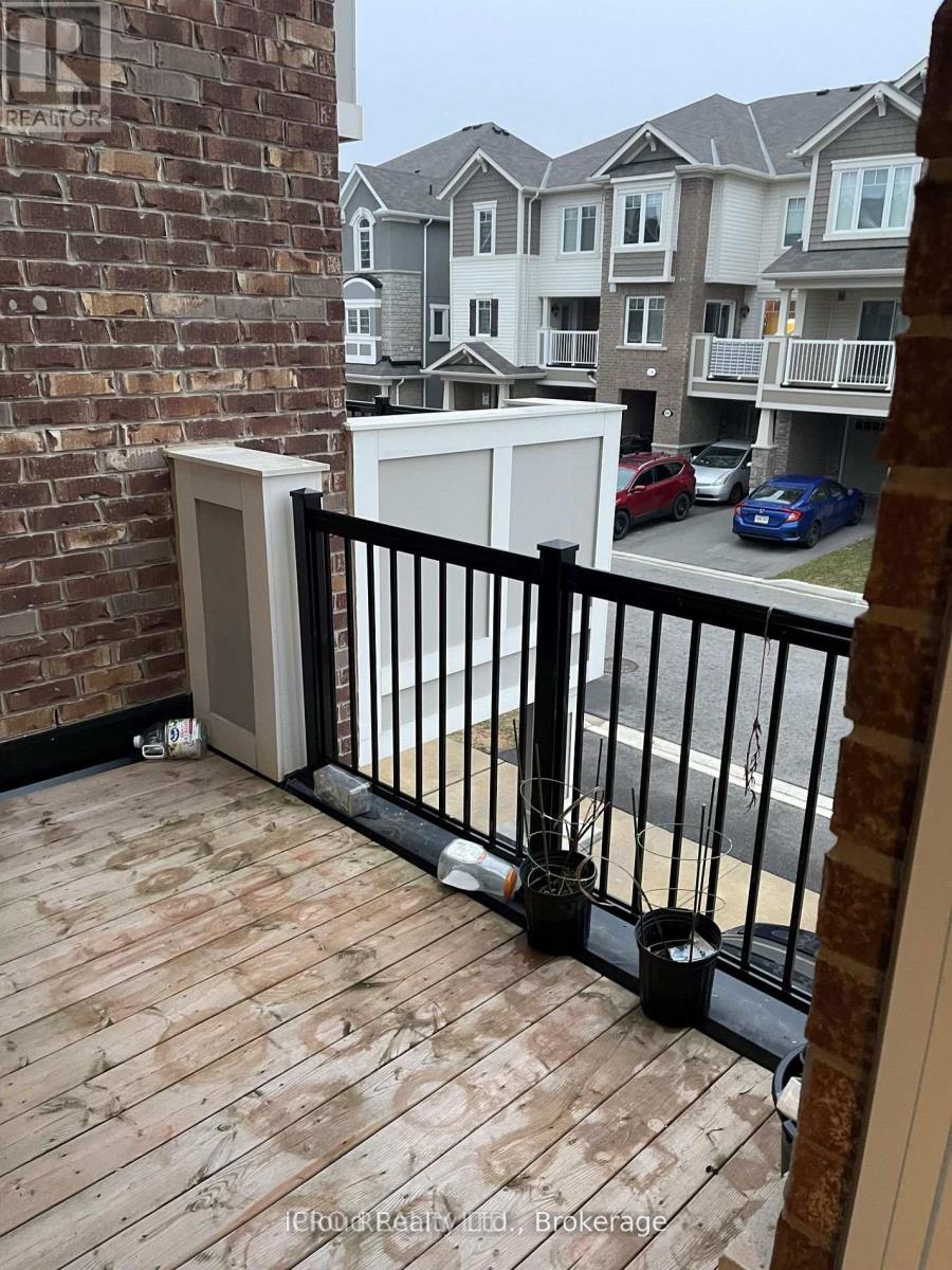 998 Alder Gate, Milton, ON - Outdoor