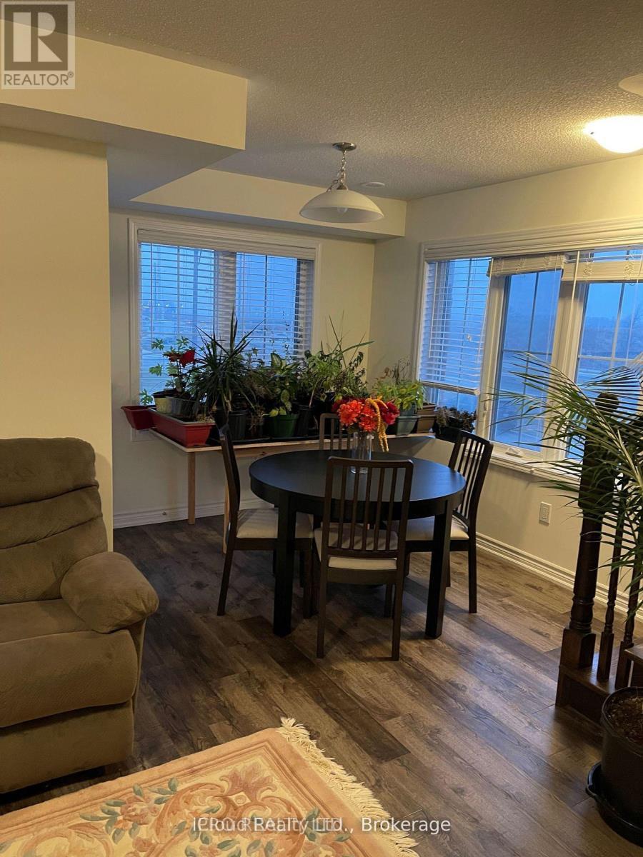 998 Alder Gate, Milton, ON - Indoor