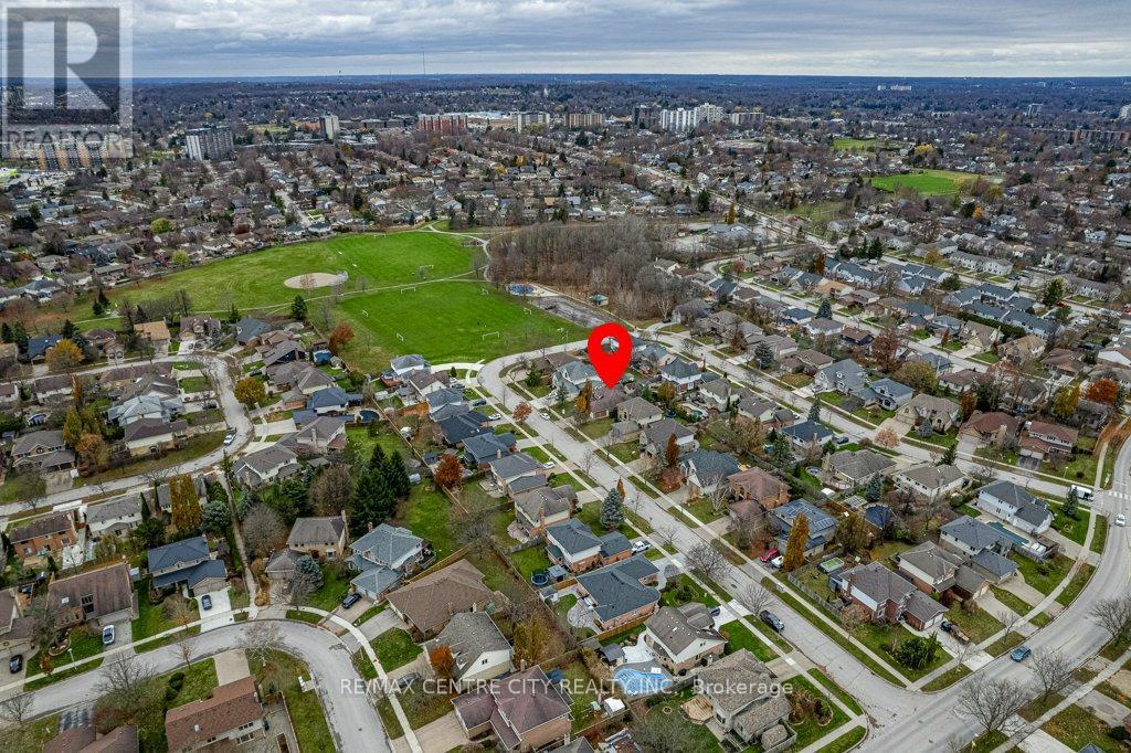 261 Ensign Crescent, London South (South N), ON - Outdoor With View
