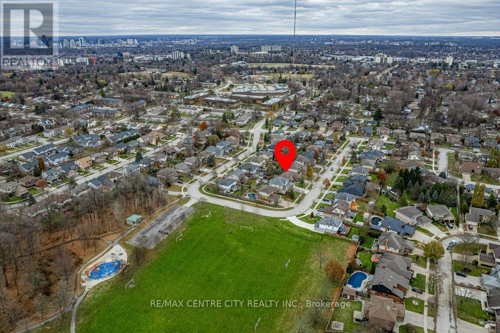 261 Ensign Crescent, London South (South N), ON - Outdoor With View