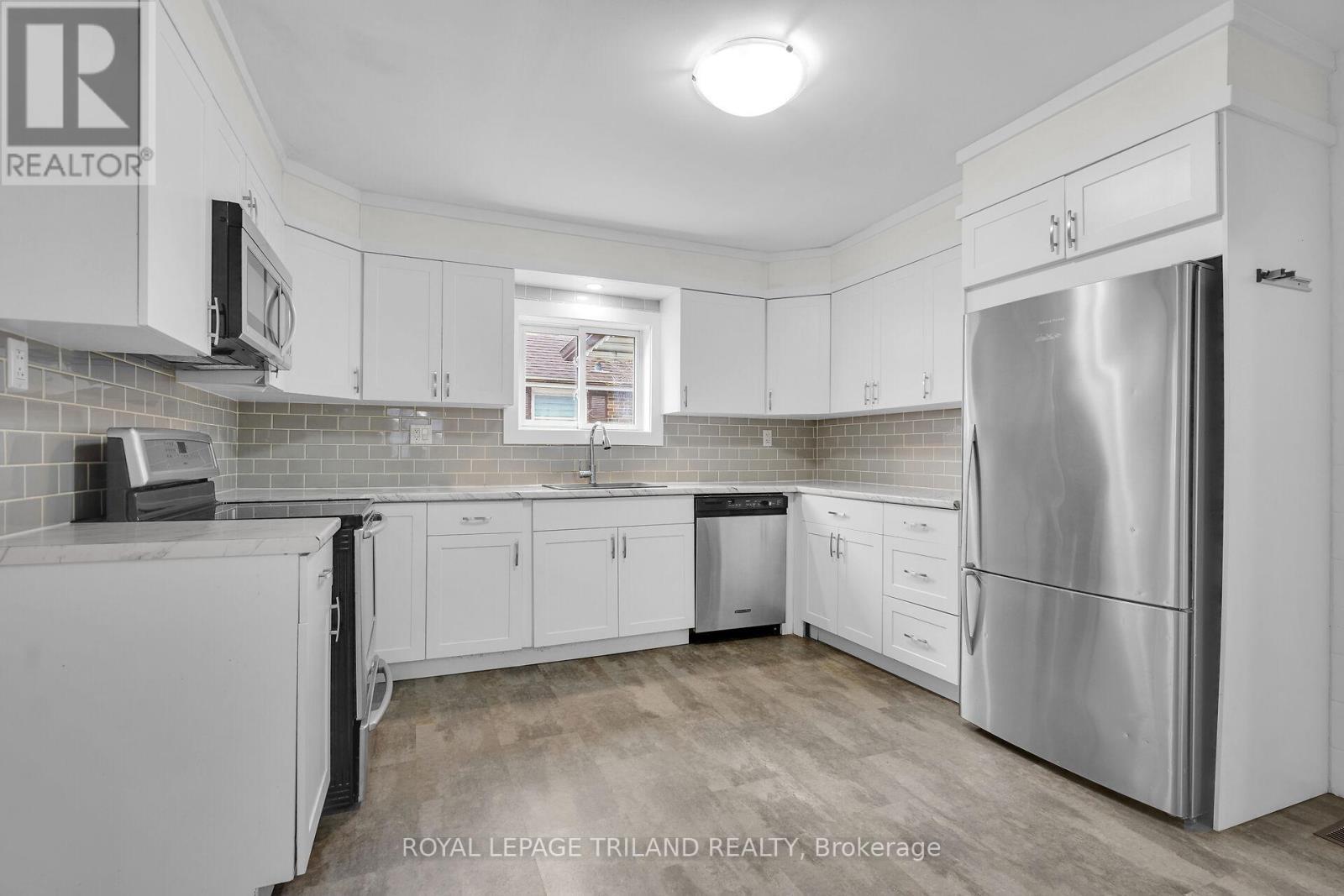 459 Hale Street, London East (East N), ON - Indoor Photo Showing Kitchen