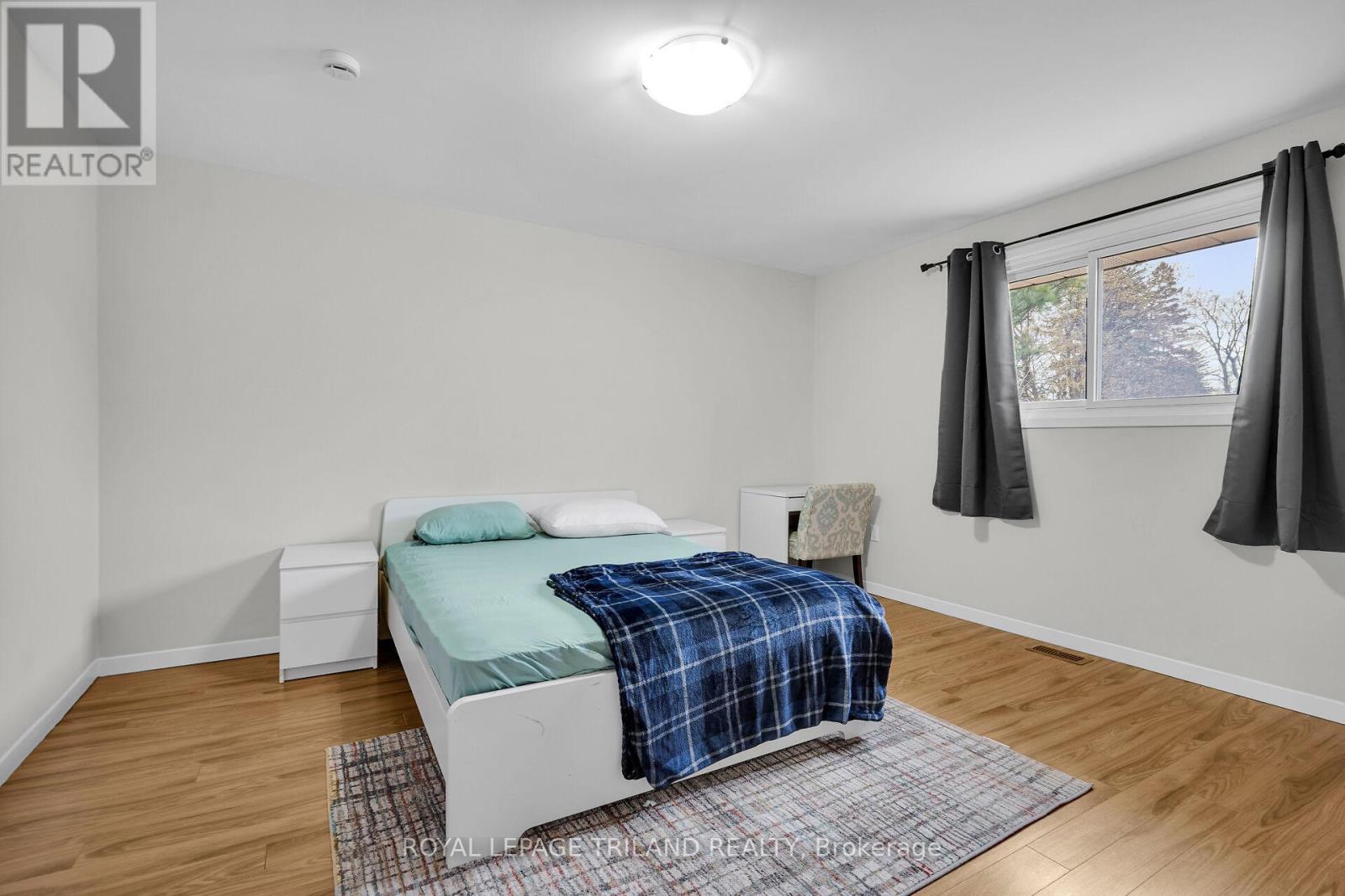 459 Hale Street, London East (East N), ON - Indoor Photo Showing Bedroom