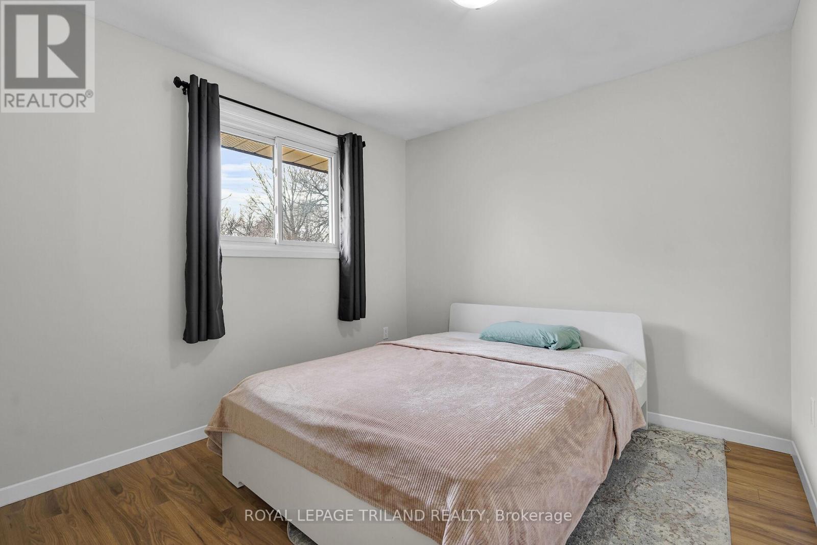 459 Hale Street, London East (East N), ON - Indoor Photo Showing Bedroom