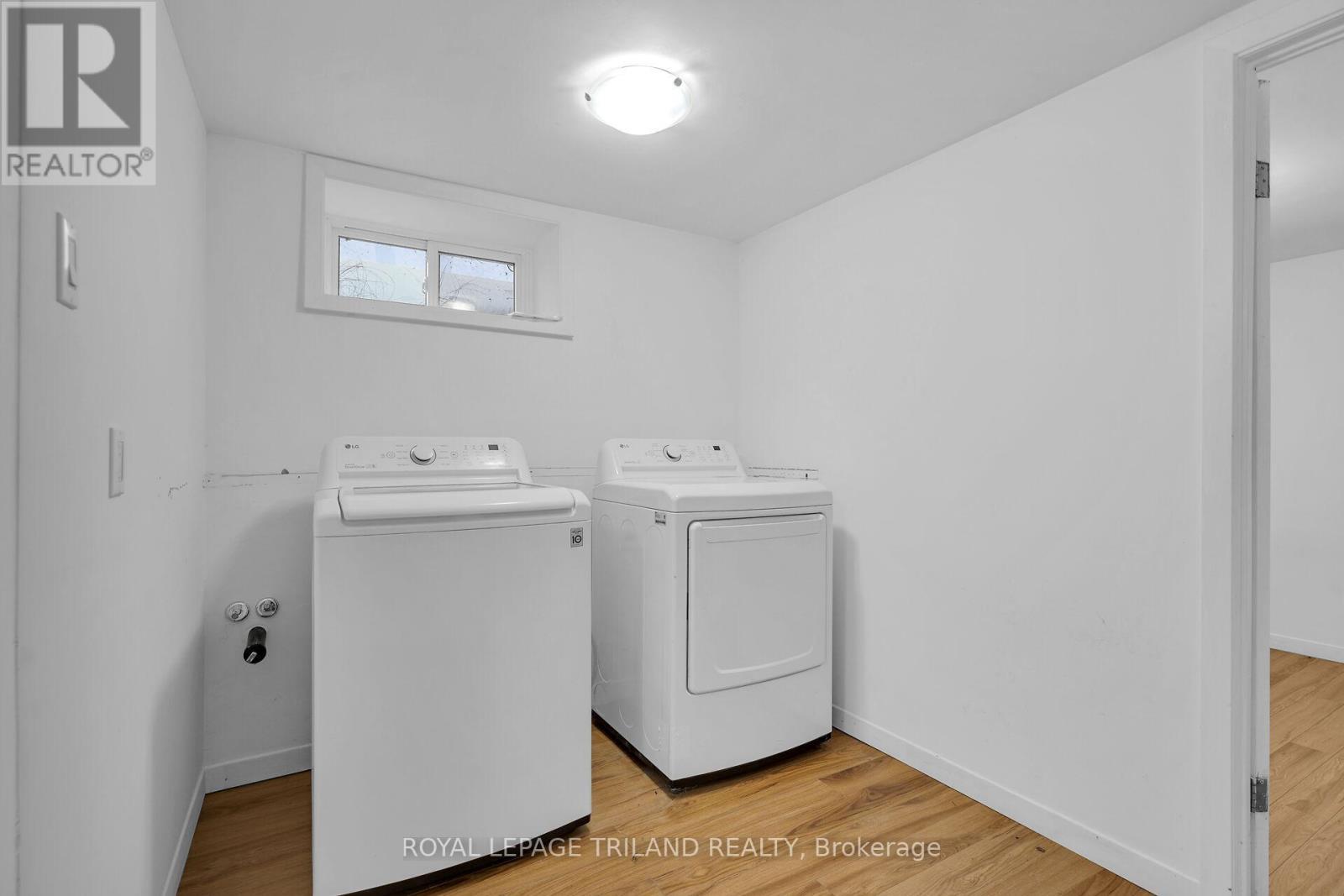 459 Hale Street, London East (East N), ON - Indoor Photo Showing Laundry Room