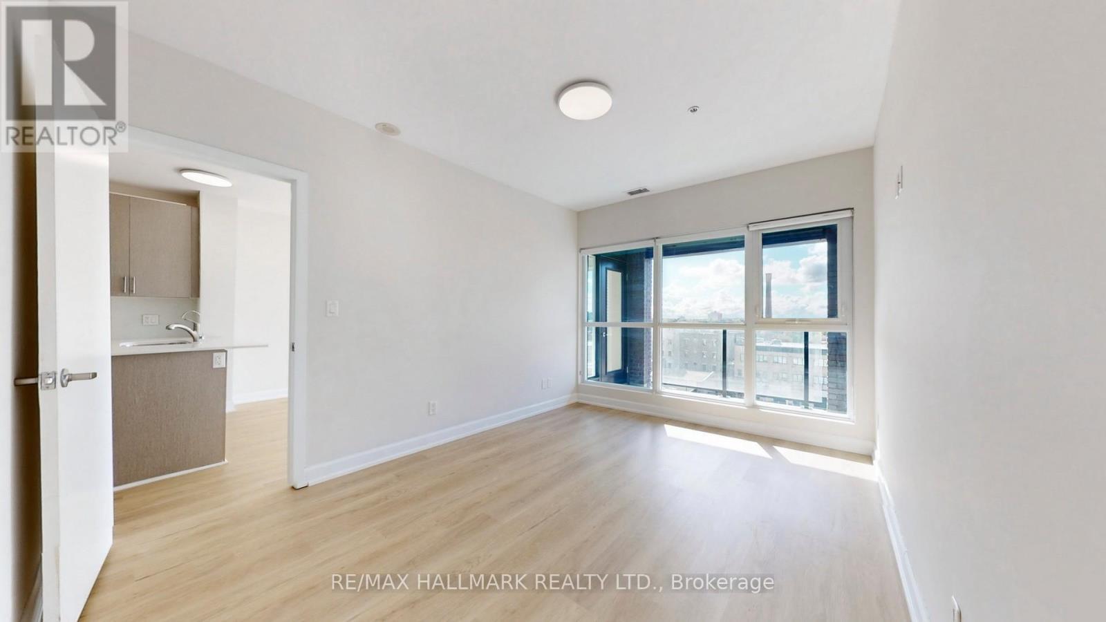 711 - 1 Victoria Street S, Waterloo, ON - Indoor Photo Showing Other Room