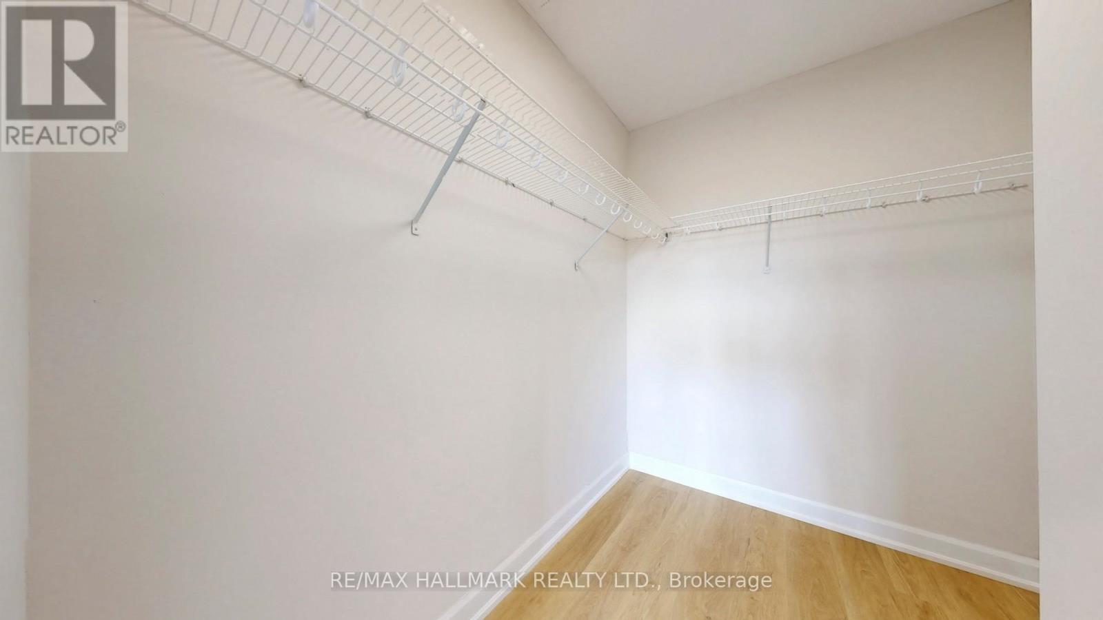 711 - 1 Victoria Street S, Waterloo, ON - Indoor