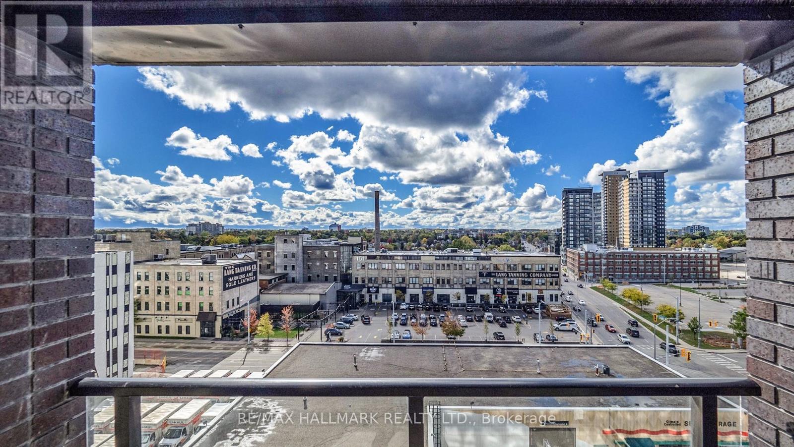 711 - 1 Victoria Street S, Waterloo, ON - Outdoor With View