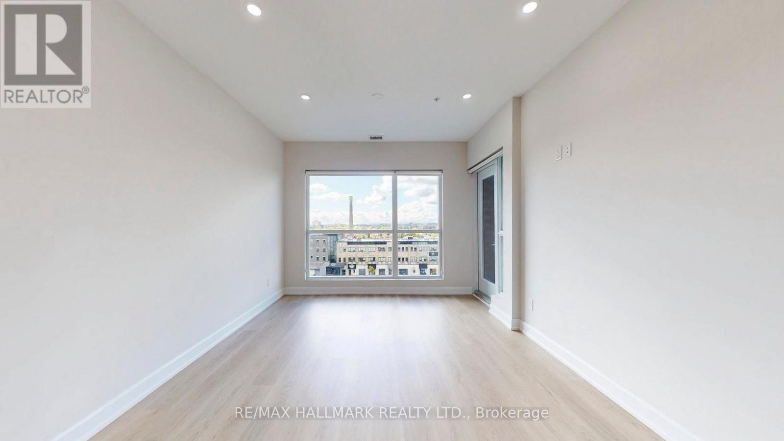 711 - 1 Victoria Street S, Waterloo, ON - Indoor Photo Showing Other Room